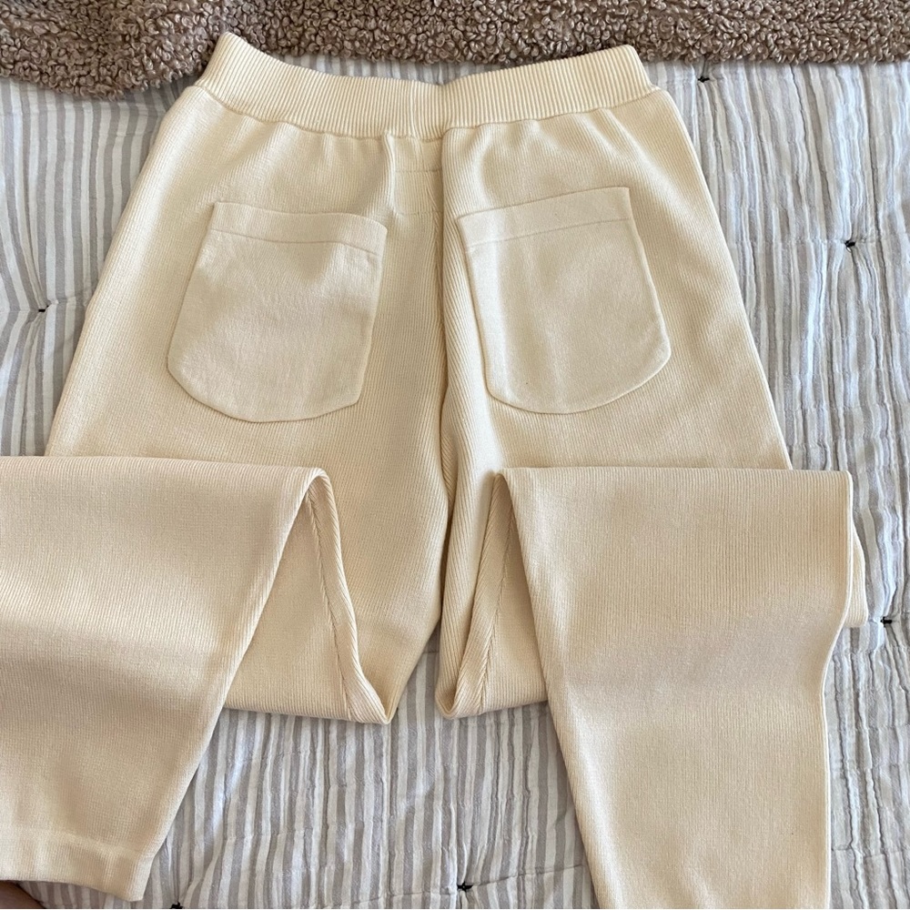 ELLANDEMM Capri Knit Pant size Small in Cream